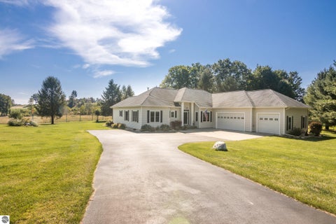Photo of 5296 Scofield Trail, Williamsburg, MI 49690 (MLS # 1948394)