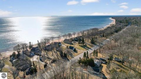 Tiny photo for 1647 N Huron Road, Tawas City, MI 48763 (MLS # 1942337)