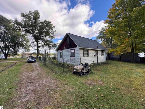 Tiny photo for 2308 E Ridge Drive, Prescott, MI 48756 (MLS # 1951361)