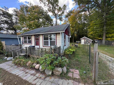 Tiny photo for 2308 E Ridge Drive, Prescott, MI 48756 (MLS # 1951361)