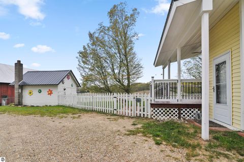 Tiny photo for 9901 S 41 Road, Cadillac, MI 49601 (MLS # 1945142)