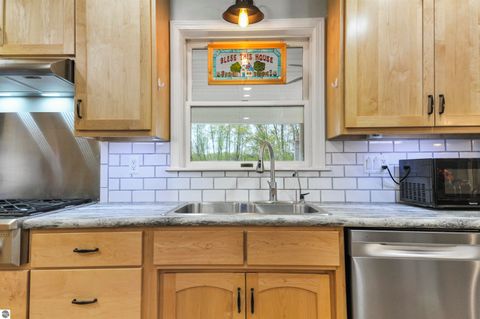 Tiny photo for 9901 S 41 Road, Cadillac, MI 49601 (MLS # 1945142)