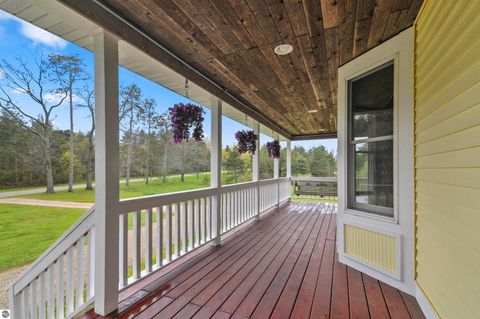 Tiny photo for 9901 S 41 Road, Cadillac, MI 49601 (MLS # 1945142)