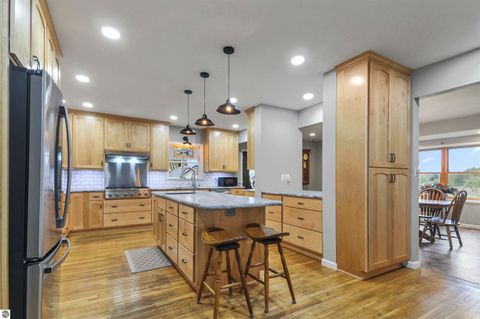 Tiny photo for 9901 S 41 Road, Cadillac, MI 49601 (MLS # 1945142)