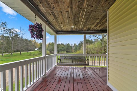 Tiny photo for 9901 S 41 Road, Cadillac, MI 49601 (MLS # 1945142)