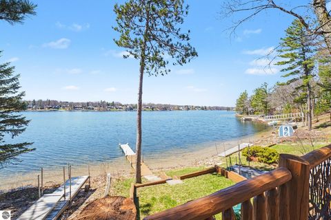 Tiny photo for 1360 Hillcrest Street, Harrison, MI 48625 (MLS # 1944267)