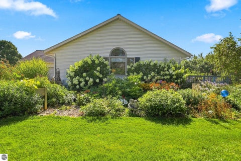 Tiny photo for 7220 S Jamie Drive, McBain, MI 49657 (MLS # 1949989)