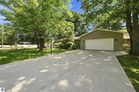 Tiny photo for 123 Alexander Street, Cadillac, MI 49601 (MLS # 1948448)