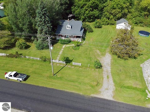 Tiny photo for 208 Garfield Street, Prescott, MI 48756 (MLS # 1950122)