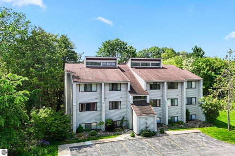 Tiny photo for 13662 S Thorn Creek Drive #15, Traverse City, MI 49684 (MLS # 1951160)