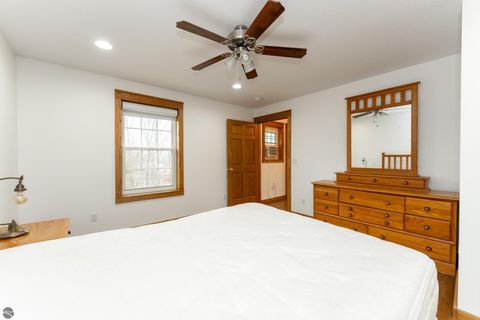 Tiny photo for 632 E Michigan Street, Farwell, MI 48622 (MLS # 1942777)