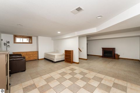 Tiny photo for 632 E Michigan Street, Farwell, MI 48622 (MLS # 1942777)