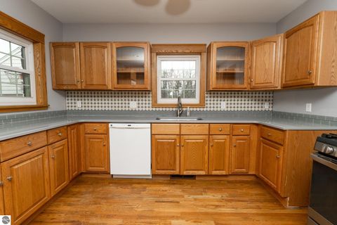 Tiny photo for 632 E Michigan Street, Farwell, MI 48622 (MLS # 1942777)