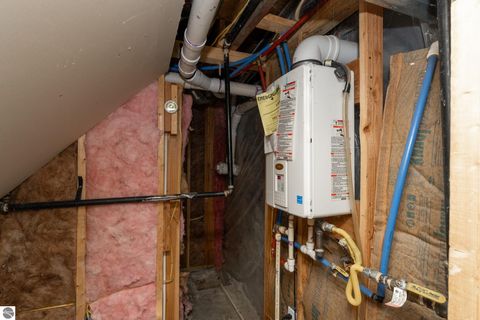 Tiny photo for 632 E Michigan Street, Farwell, MI 48622 (MLS # 1942777)