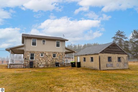 Tiny photo for 632 E Michigan Street, Farwell, MI 48622 (MLS # 1942777)