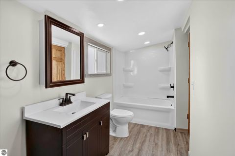 Tiny photo for 711 Rockingham Avenue, Alma, MI 48801 (MLS # 1942860)