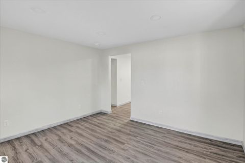 Tiny photo for 711 Rockingham Avenue, Alma, MI 48801 (MLS # 1942860)