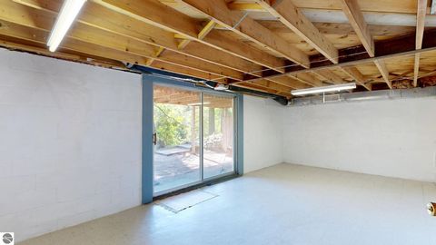 Tiny photo for 724 Lynn Drive, Roscommon, MI 48653 (MLS # 1944162)