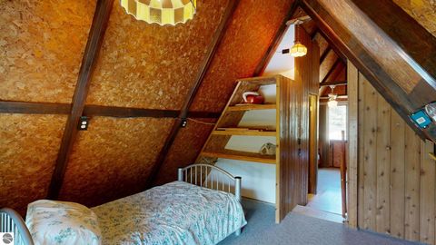 Tiny photo for 724 Lynn Drive, Roscommon, MI 48653 (MLS # 1944162)