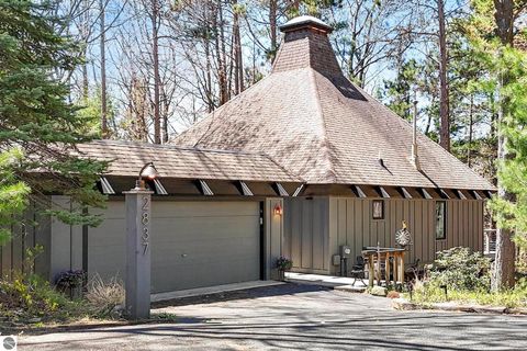 Tiny photo for 2837 Holiday Pines, Traverse City, MI 49686 (MLS # 1945214)