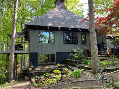 Tiny photo for 2837 Holiday Pines, Traverse City, MI 49686 (MLS # 1945214)