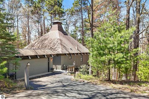 Tiny photo for 2837 Holiday Pines, Traverse City, MI 49686 (MLS # 1945214)