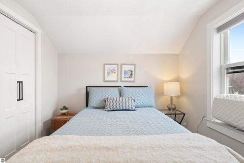 Tiny photo for 706 Forest Avenue, Frankfort, MI 49635 (MLS # 1942907)