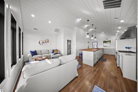 Tiny photo for 109 Davidsen Avenue, Cadillac, MI 49601 (MLS # 1951649)