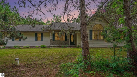 Tiny photo for 2107 W Kelly Drive, Mt Pleasant, MI 48858 (MLS # 1947206)