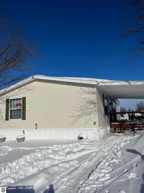 Photo of 388 Fairway Drive, Cadillac, MI 49601 (MLS # 1942131)