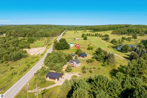 Tiny photo for 4225 Schoolcraft Road, Bellaire, MI 49615 (MLS # 1948518)