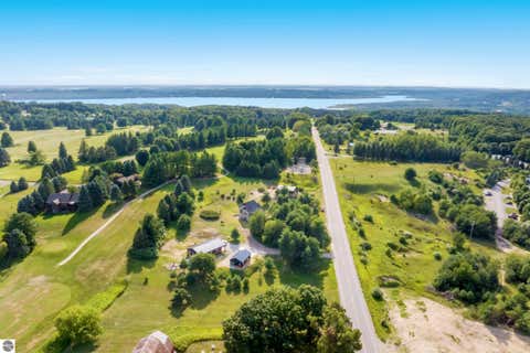 Tiny photo for 4225 Schoolcraft Road, Bellaire, MI 49615 (MLS # 1948518)