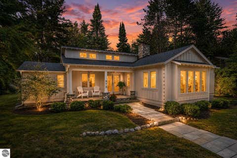 Tiny photo for 372 S Shore DR, Suttons Bay, MI 49682 (MLS # 1948775)