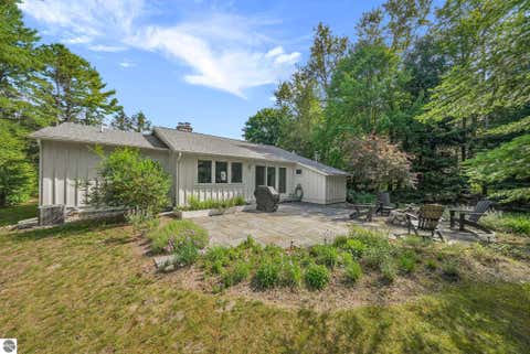 Tiny photo for 372 S Shore DR, Suttons Bay, MI 49682 (MLS # 1948775)