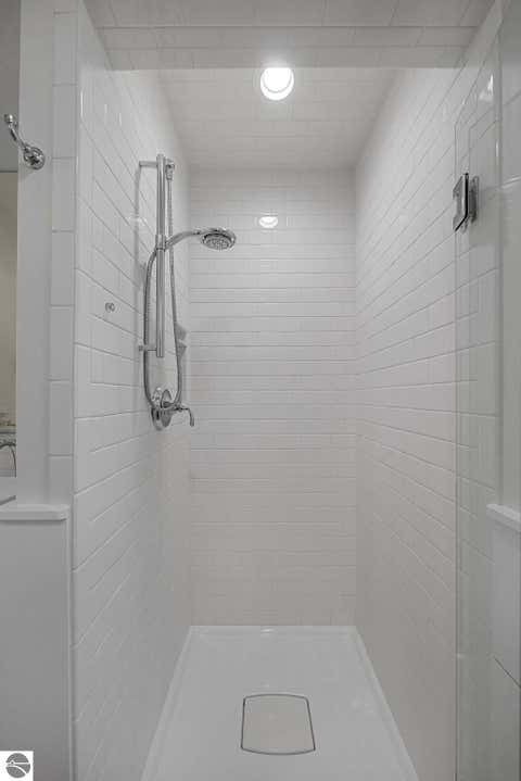 Tiny photo for 372 S Shore DR, Suttons Bay, MI 49682 (MLS # 1948775)