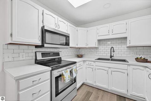 Tiny photo for 2130 E Hammond Place #82, Traverse City, MI 49686 (MLS # 1944925)