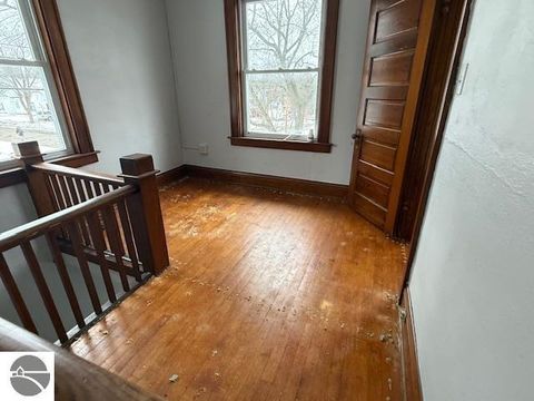 Tiny photo for 319 E Nelson Street, Cadillac, MI 49601 (MLS # 1941308)