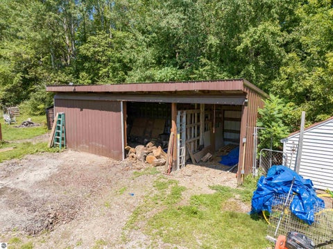 Tiny photo for 4917 Deckerville Road, Lupton, MI 48635 (MLS # 1949392)