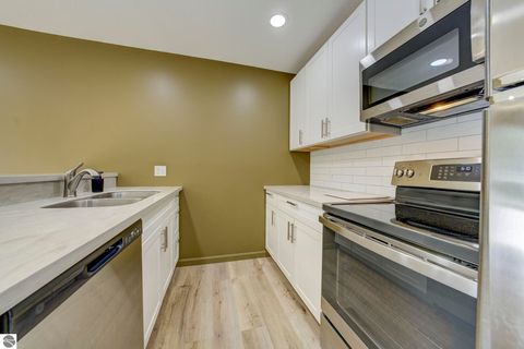 Tiny photo for 1021 Centre Street #11, Traverse City, MI 49686 (MLS # 1941427)