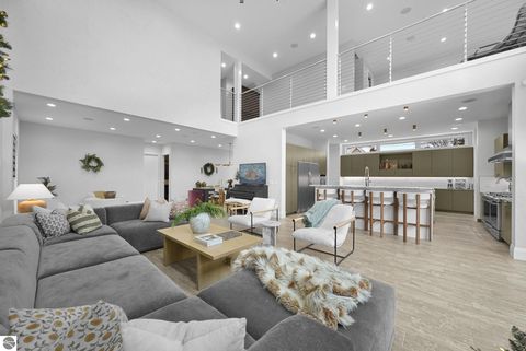 Tiny photo for 124 N Oak Street, Traverse City, MI 49684 (MLS # 1941483)