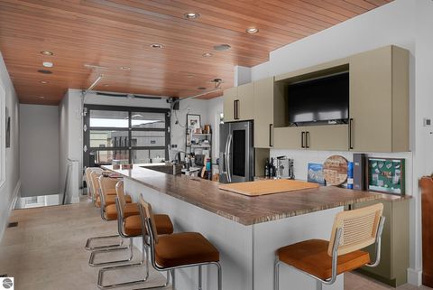 Tiny photo for 124 N Oak Street, Traverse City, MI 49684 (MLS # 1941483)