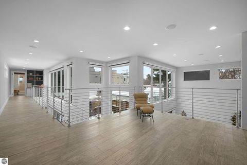 Tiny photo for 124 N Oak Street, Traverse City, MI 49684 (MLS # 1941483)