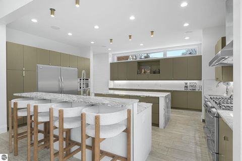 Tiny photo for 124 N Oak Street, Traverse City, MI 49684 (MLS # 1941483)