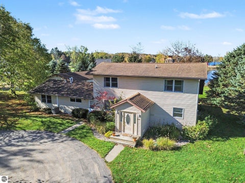 Tiny photo for 1009 Channel Drive, Lake Isabella, MI 48893 (MLS # 1951767)