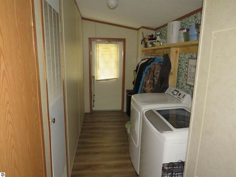 Tiny photo for 108 Arrowwood, Prudenville, MI 48651 (MLS # 1943287)