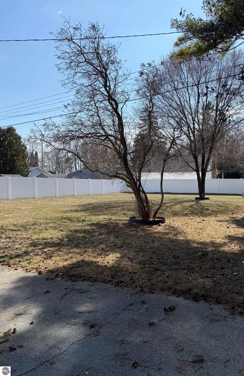 Tiny photo for 713 W Lincoln St, East Tawas, MI 48730 (MLS # 1943704)