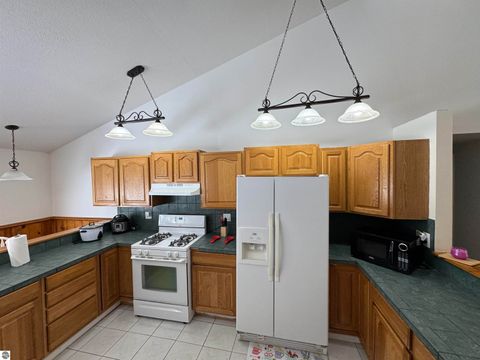 Tiny photo for 3871 Oak Grove Road, Harrison, MI 48625 (MLS # 1943598)