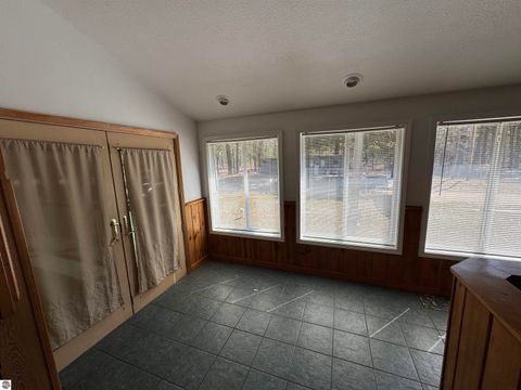 Tiny photo for 3871 Oak Grove Road, Harrison, MI 48625 (MLS # 1943598)