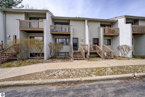 Photo of 13644 S Thorn Creek Drive #8, Traverse City, MI 49684 (MLS # 1944327)