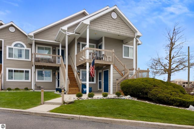 13766 Unit 101 SW Bayshore Drive 101